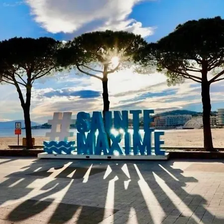 Ste Maxime : Appt 2p, 4 Couchages, Piscine, Parking - Fr-1-226-556 *