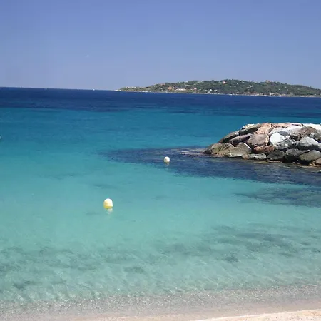 Ste Maxime : Appt 2p, 4 Couchages, Piscine, Parking - Fr-1-226-556