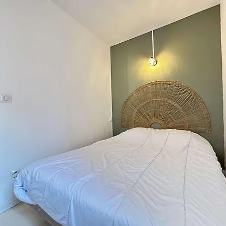 Ste Maxime : Appt 2p, 4 Couchages, Piscine, Parking - Fr-1-226-556 Apartment *