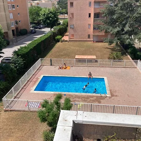 Ste Maxime : Appt 2p, 4 Couchages, Piscine, Parking - Fr-1-226-556 Sainte-Maxime